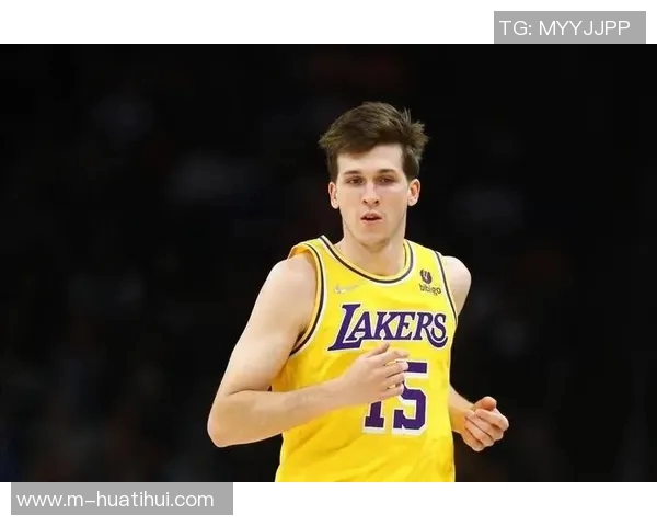 本赛季球队进攻变化显著里弗斯指出更多球员积极冲击篮下 本赛季球队进攻变化显著里弗斯指出更多球员积极冲击篮下