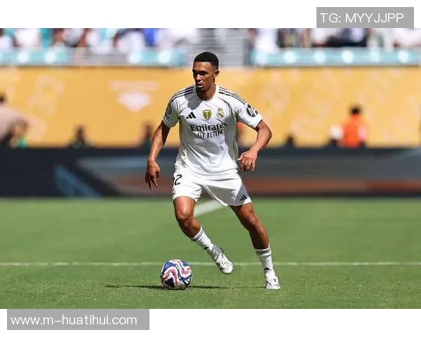 阿诺德转会引发杰拉德疑问曾被皇马追逐的他有何感想