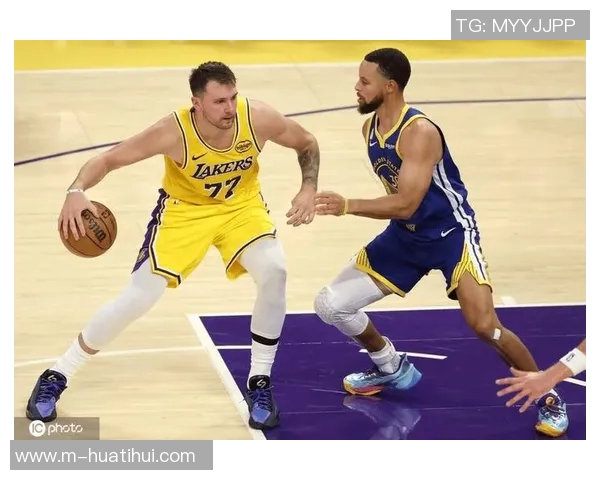 东契奇揭幕战狂砍43分创历史纪录现役球员中仅次于乔丹 东契奇揭幕战狂砍43分创历史纪录现役球员中仅次于乔丹