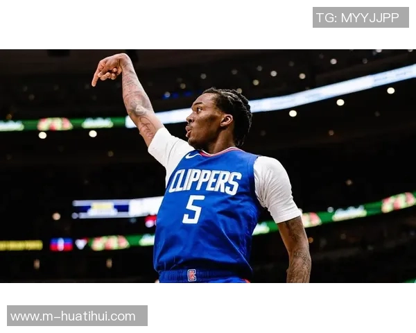 海兰德表现出色7投4中三分球3记贡献11分1篮板2抢断值得期待 海兰德表现出色7投4中三分球3记贡献11分1篮板2抢断值得期待