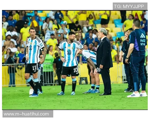 阿根廷国家队在迈阿密集训梅西已与球队汇合积极备战 阿根廷国家队在迈阿密集训梅西已与球队汇合积极备战