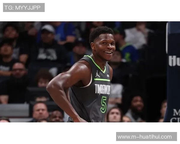 爱德华兹复出首战表现平平13投5中仅得15分正负值惨淡25 爱德华兹复出首战表现平平13投5中仅得15分正负值惨淡25