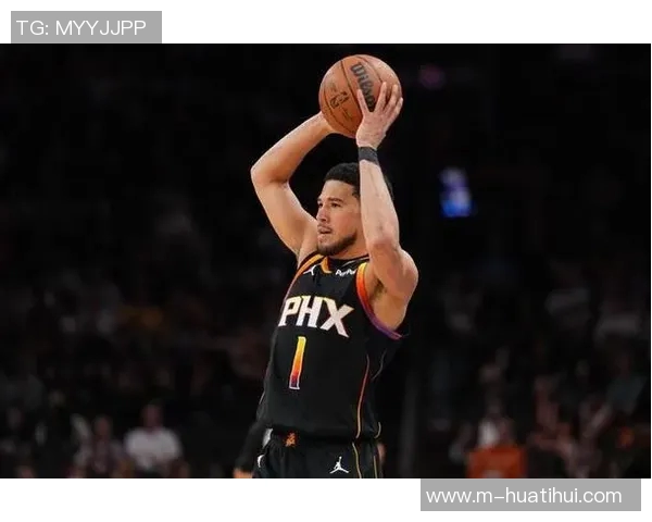 布克盛赞马威充满活力展现内线全能特质令人期待 布克盛赞马威充满活力展现内线全能特质令人期待