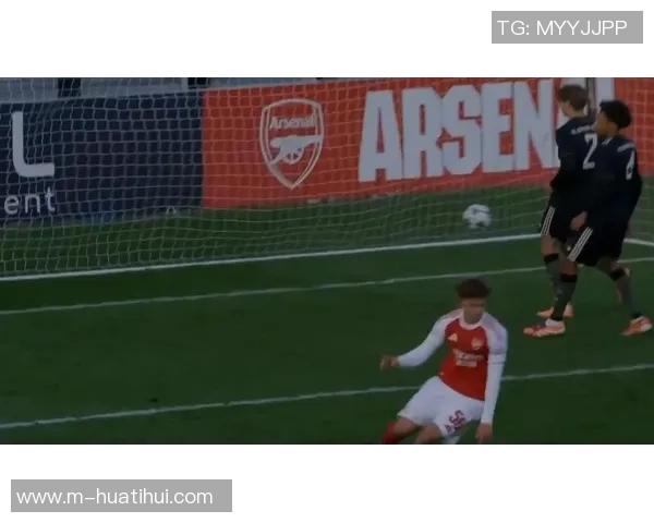 15岁道曼打破纪录成英格兰U19最年轻进球者助球队大胜7比0