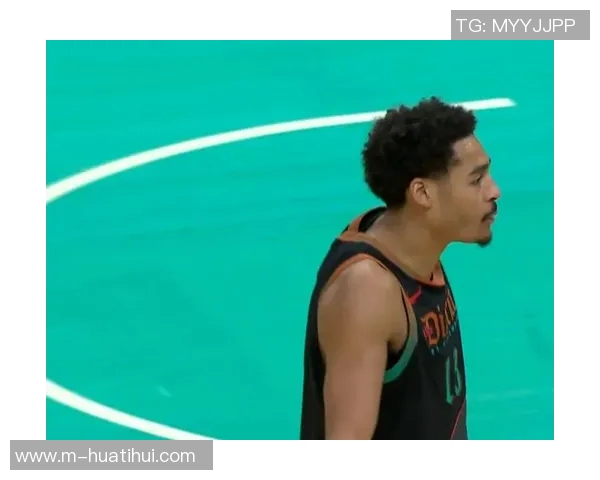 普尔替补表现平平11投5中贡献13分4板2助罚球状态不佳仅中1球